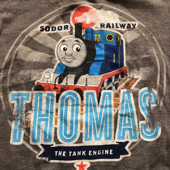 Thomas the train T-shirt - Picture 2 of 3
